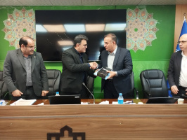 تقدیر از رئیس و معاون درمان دانشگاه علوم پزشکی اراک به پاس خدمات در حوزه مبارزه با مواد مخدر